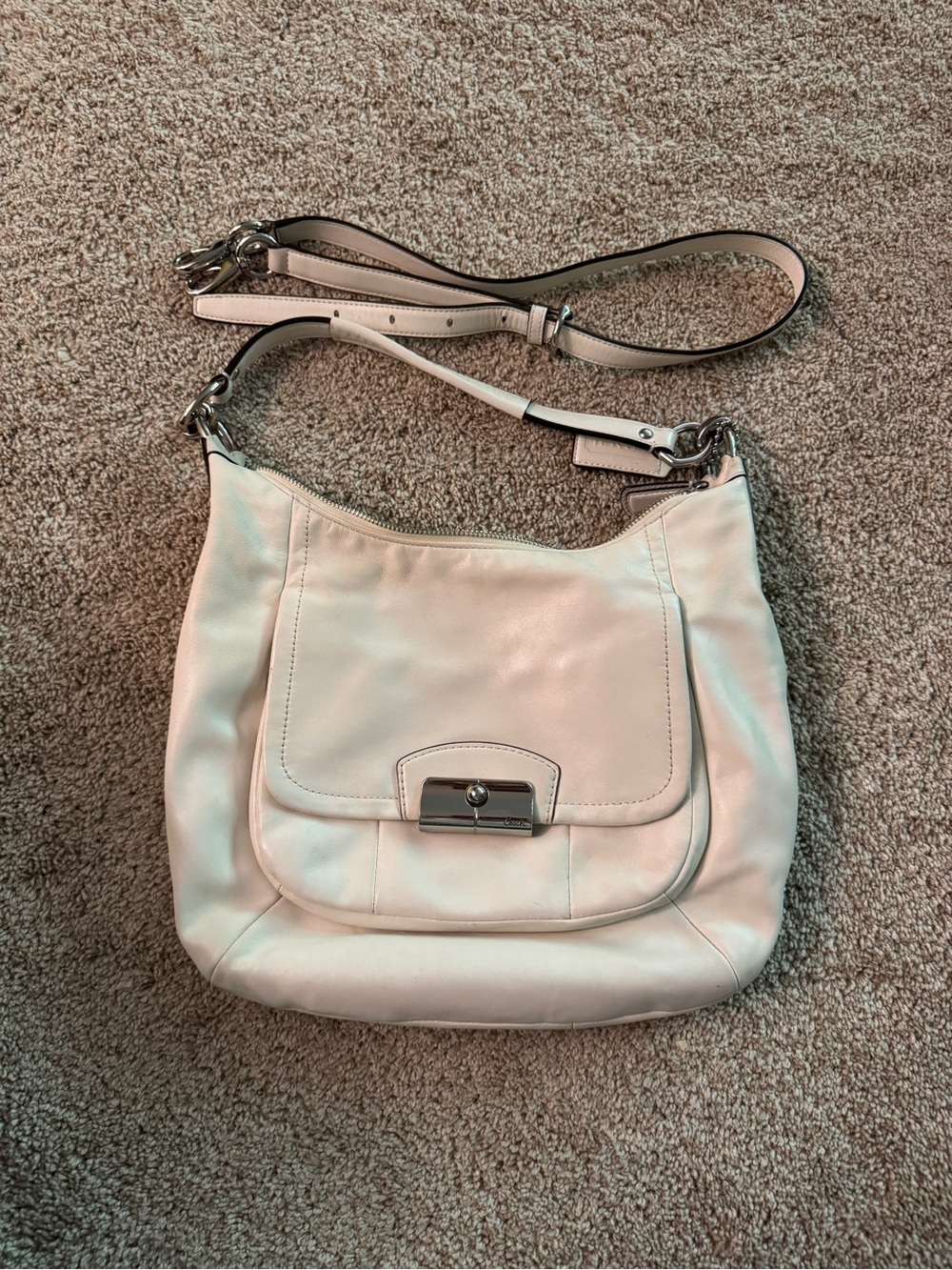Coach leather shoulder bag in Eggshell color